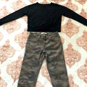 Girl’s 3pc Outfit  (2 shirts and pants) for Back to School.